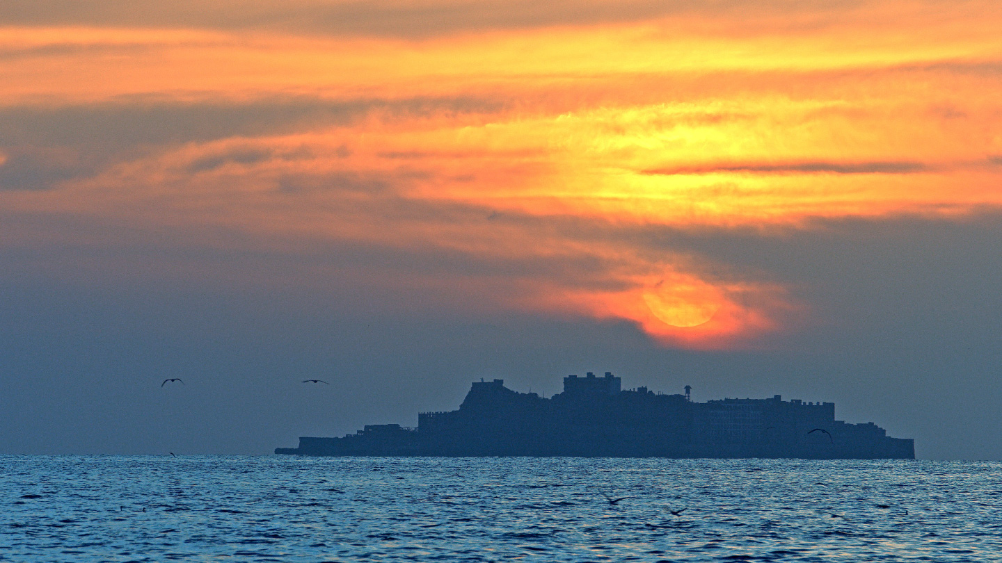 Tour of Uninhabited Islands and World Heritage Sites