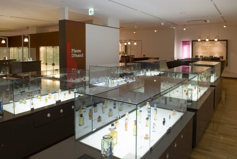 OITA FRAGRANCE MUSEUM