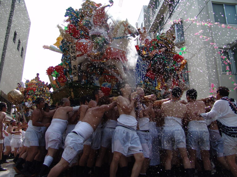 Osse! Osse! : Iki Island’s 270-Year-Old Summer Festival
