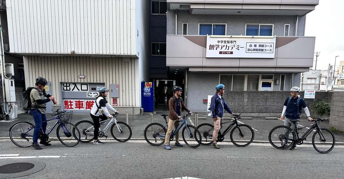 Himeji: E-Bike Tour of the Old Town and Himeji Castle