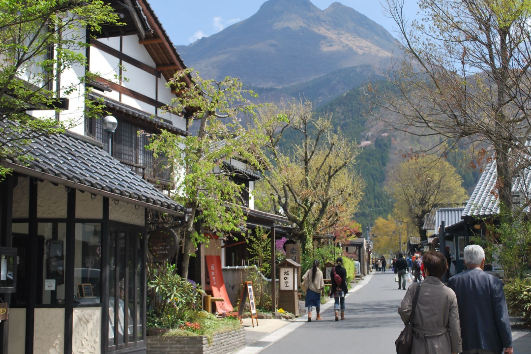 Yunotsubo Kaido Street